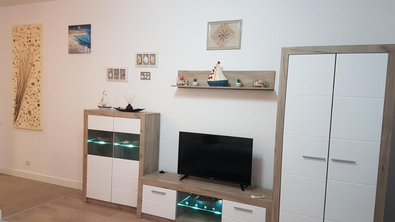 Apartamento Estival Studio By Onix Blue Mamaia Nord Năvodari Exterior foto