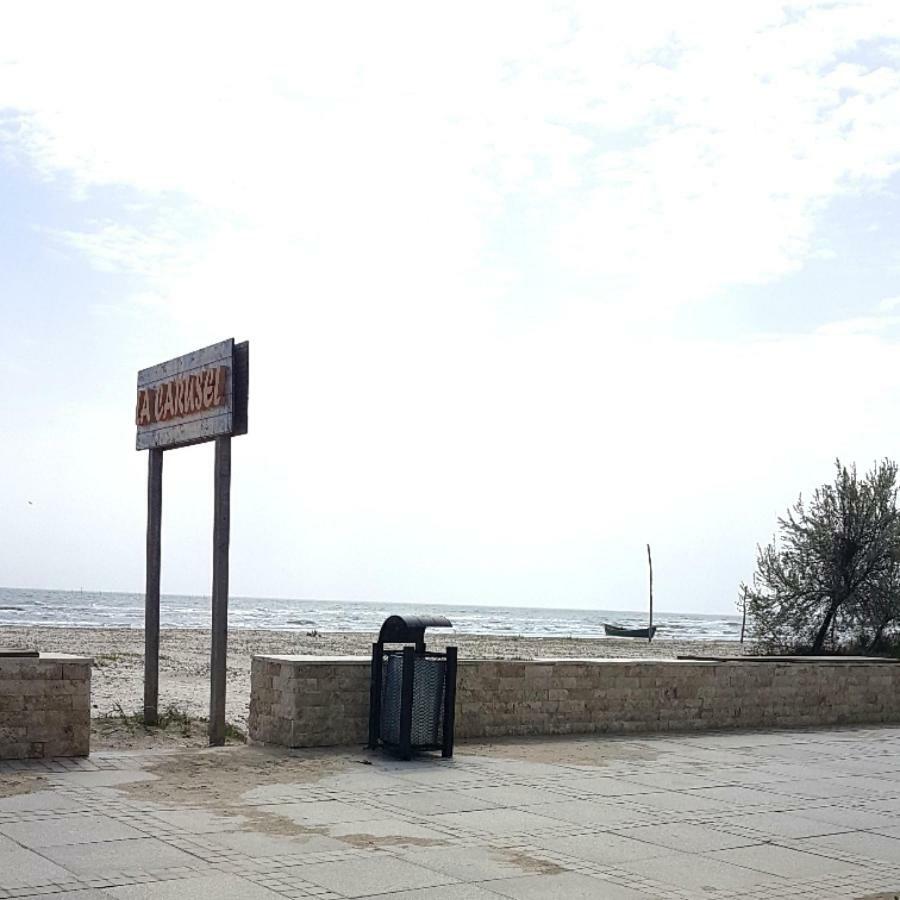 Apartamento Estival Studio By Onix Blue Mamaia Nord Năvodari Exterior foto